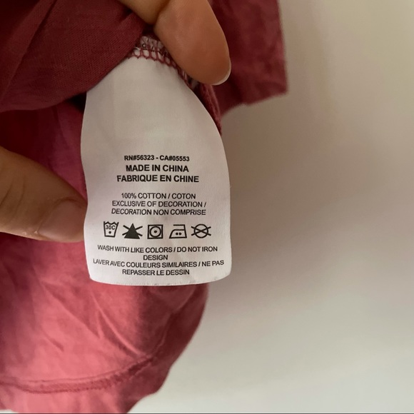 Nike pink short sleeve workout shirt crop top - Picture 3 of 4